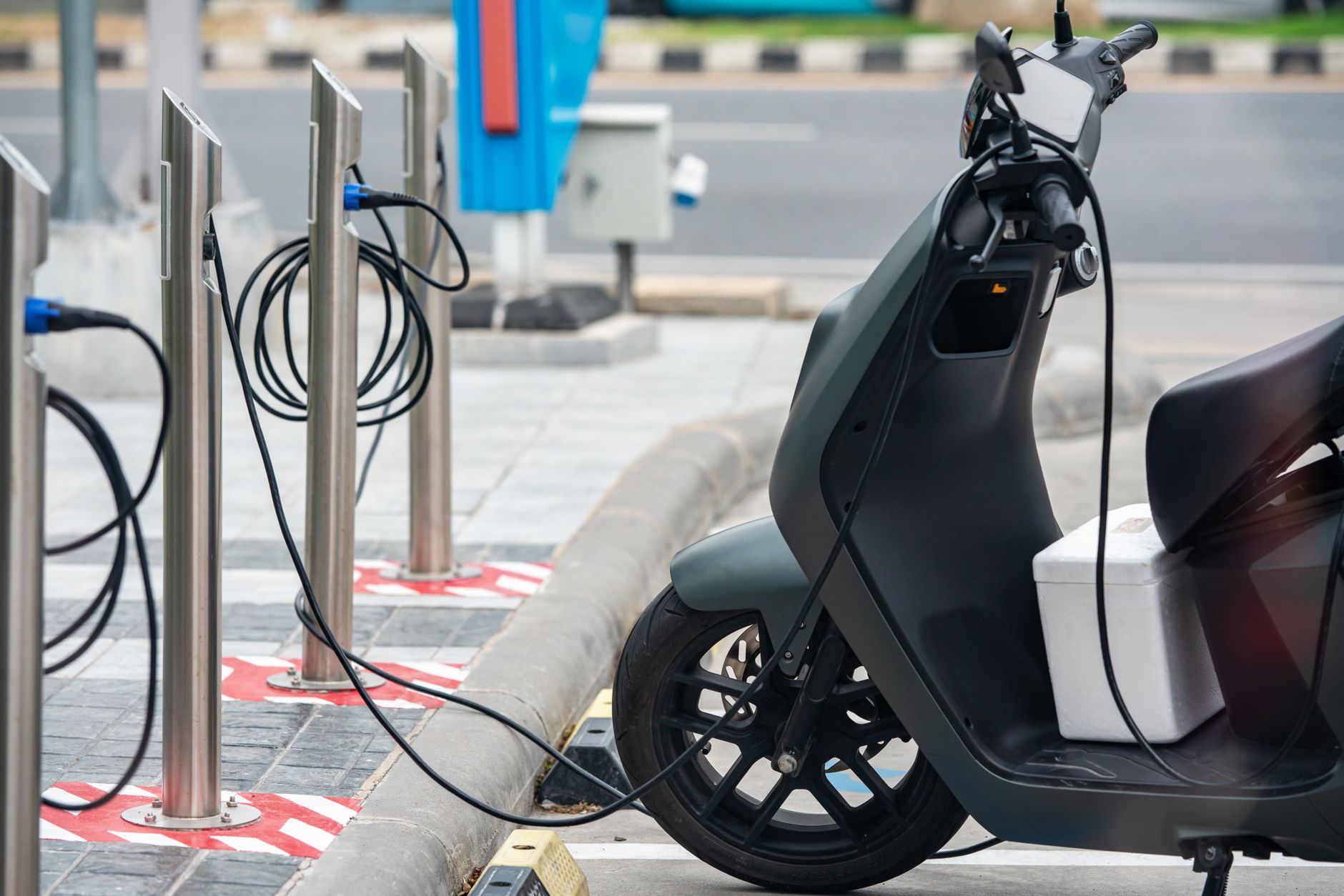 moto elétrica vale a pena em recarga urbana