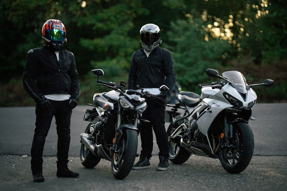 Equipamentos de protecao e manutencao inicial no custo real da primeira moto