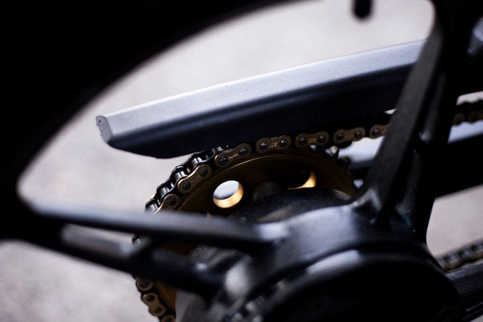 Checklist de motos usadas até 15 mil para iniciantes: verificação da corrente e relação
