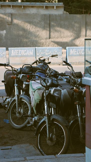 Moto de leilão: análise do lance e custo final real